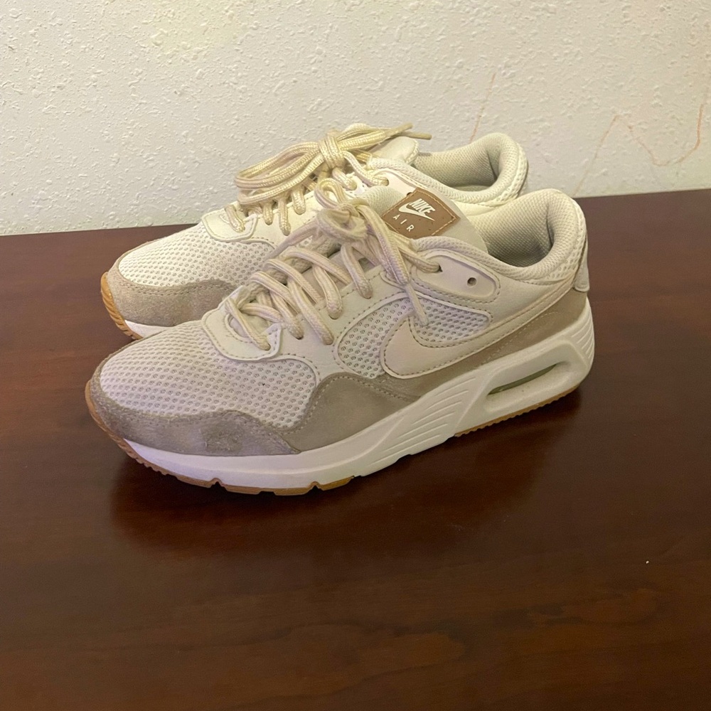 Nike air max Beige Sneakers Used. No box.